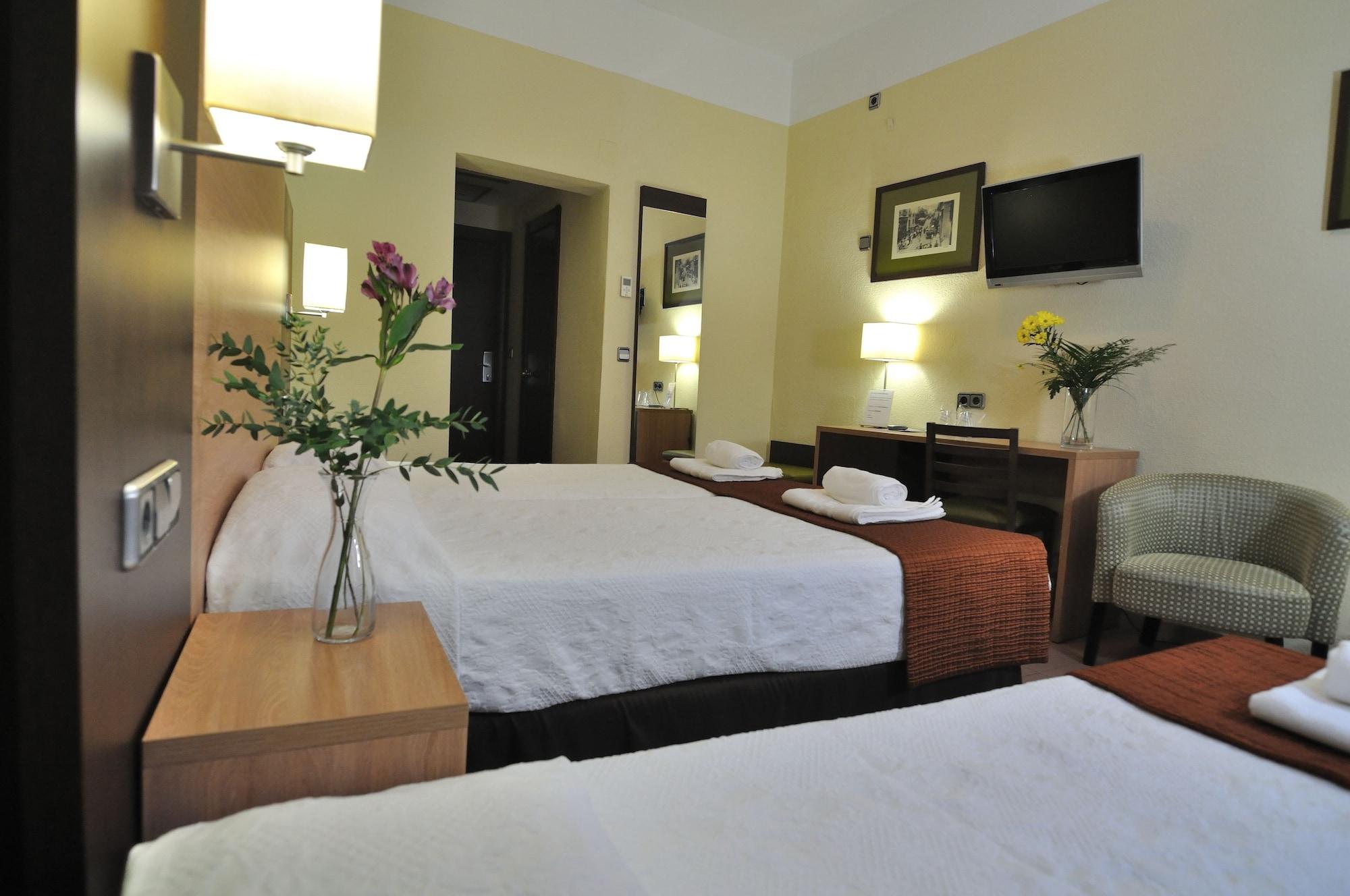Hostal Ballesta Madrid Exterior photo
